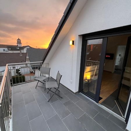 Charmantes Studio-Apartment Im Herzen Von Neureut - Fussbodenheizung, Regendusche, Waschmaschine, Stellplatz Karlsruhe Bagian luar foto